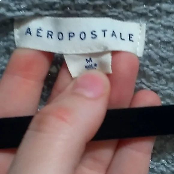 Women's gray sweater. - Picture 2 of 4